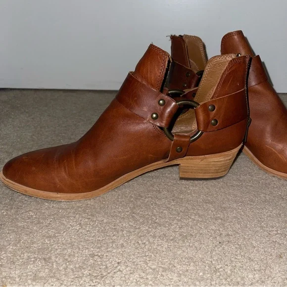 Frye Leather Harness Ankle Boots Women’s 10M Brown Ring Moto Western Booties - Picture 3 of 8